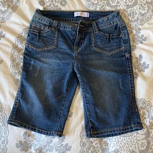No Boundaries Jean shorts